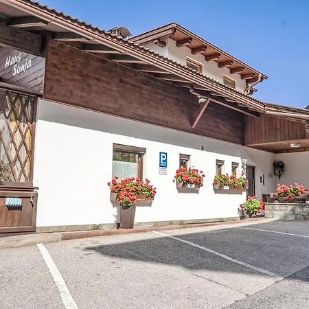 Sonja By Interhome Kampl